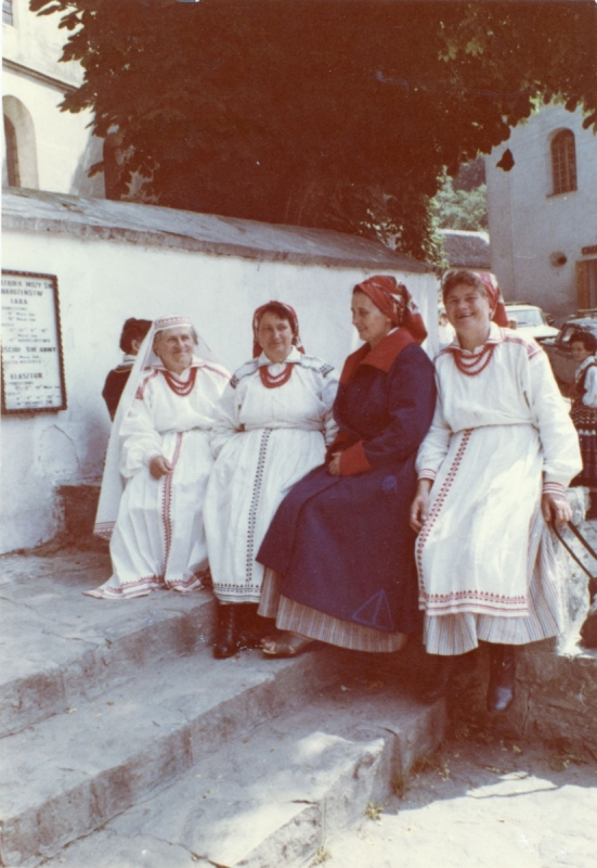 1157_KWG Aleksandrów Przy Kościele w Krasnobrodzie. 