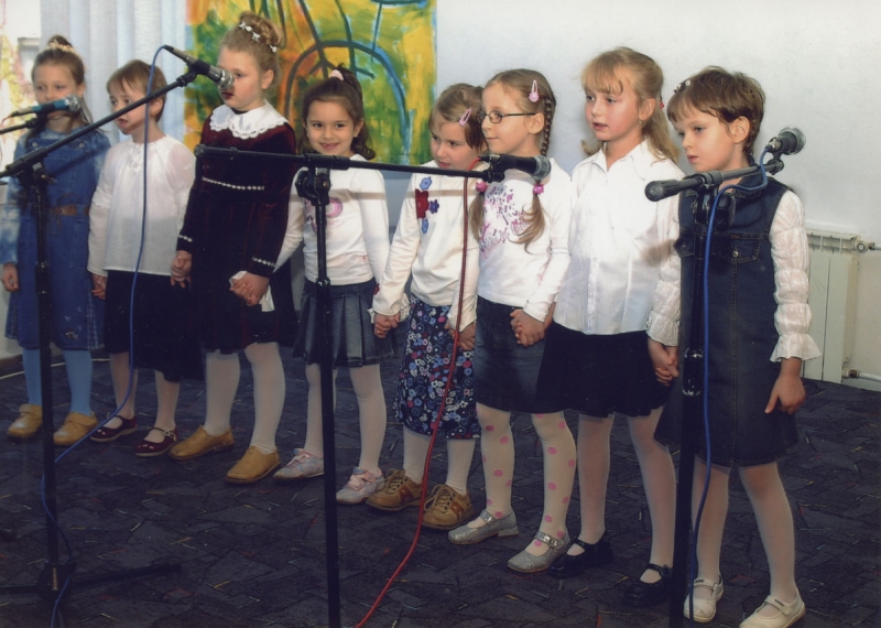 1221_Występ Dzieci Przegląd Słowika.