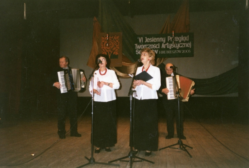 1371_Przegląd Twórczości Artystycznej Seniorów w Hrubieszowie 2006r.