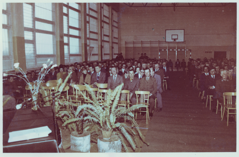 1585 Szkoła Podstawowa