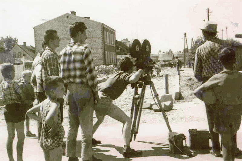 1843-Jozefow-ul-Bartoszewskiego-w-glebi-Bank-Spoldzielczy